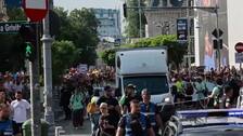 Decenas de miles piden igualdad de derechos en la vigésima Marcha del Orgullo de Bucarest