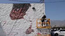 Un mural rinde homenaje a los afectados por el incendio de Eaton, California